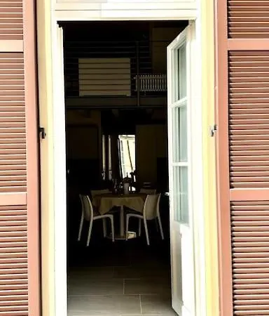 Daire Duomo Modern Loft 100mt From Duomo And Como